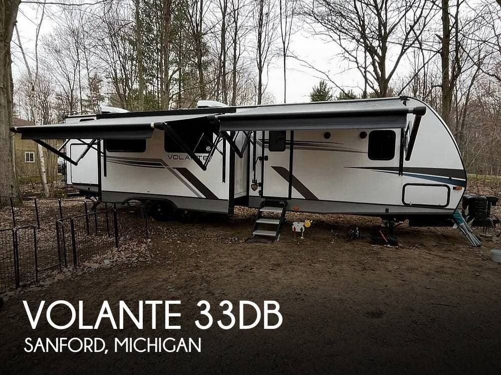 Used 2023 CrossRoads Volante 33DB available in Sanford, Michigan