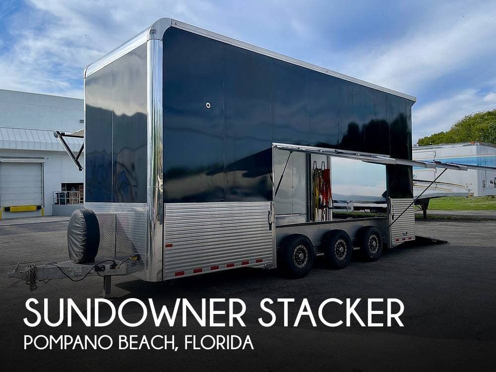 Used 2019 Sundowner Stacker Sundowner available in Pompano Beach, Florida