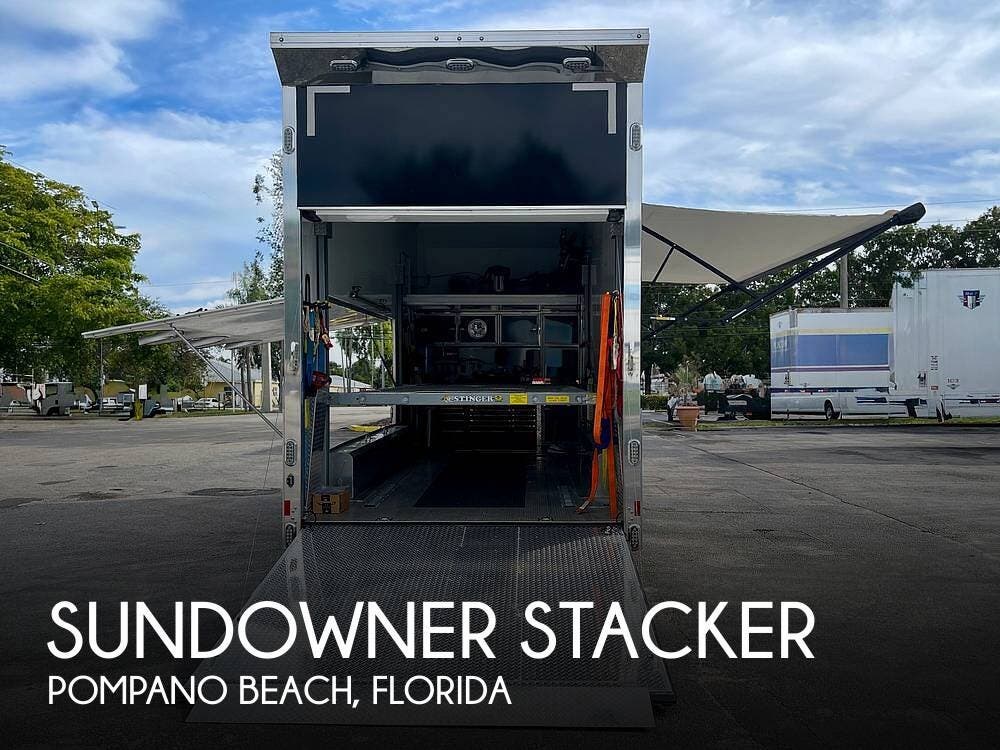 Used 2019 Sundowner Stacker Sundowner available in Pompano Beach, Florida