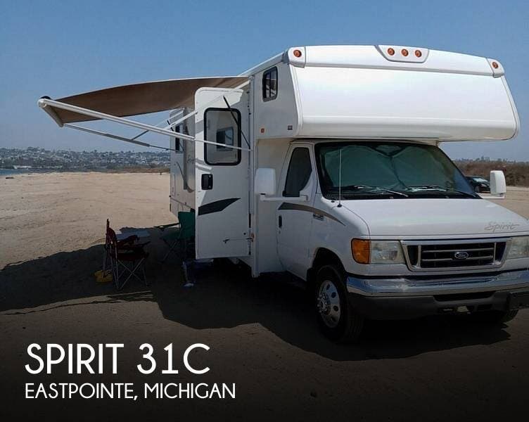 Used 2007 Itasca Spirit 31C available in Eastpointe, Michigan