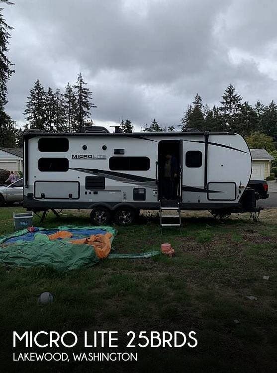 Used 2023 Forest River  Micro Lite 25BRDS available in Lakewood, Washington