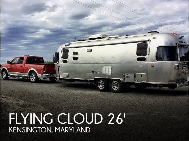 Used 2017 Airstream Flying Cloud 26U TWIN available in Kensington, Maryland