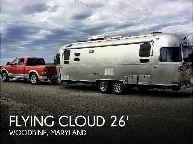 Used 2017 Airstream Flying Cloud 26U TWIN available in Woodbine, Maryland
