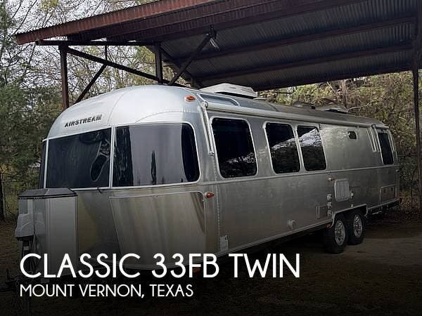 Used 2018 Airstream Classic 33FB Twin available in Mount Vernon, Texas