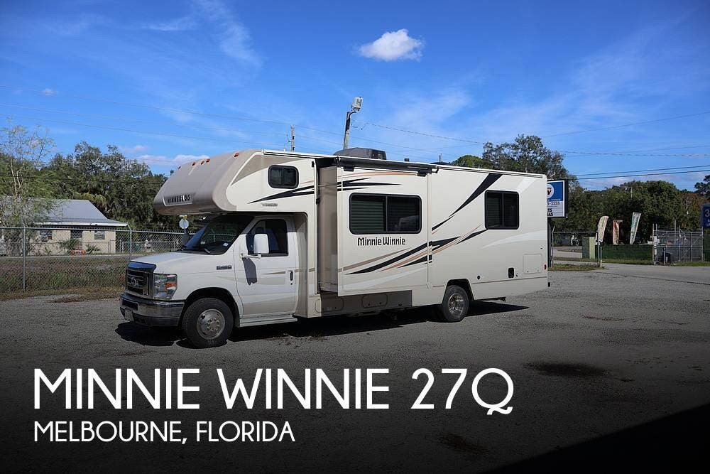 Used 2017 Winnebago Minnie Winnie 27Q available in Melbourne, Florida