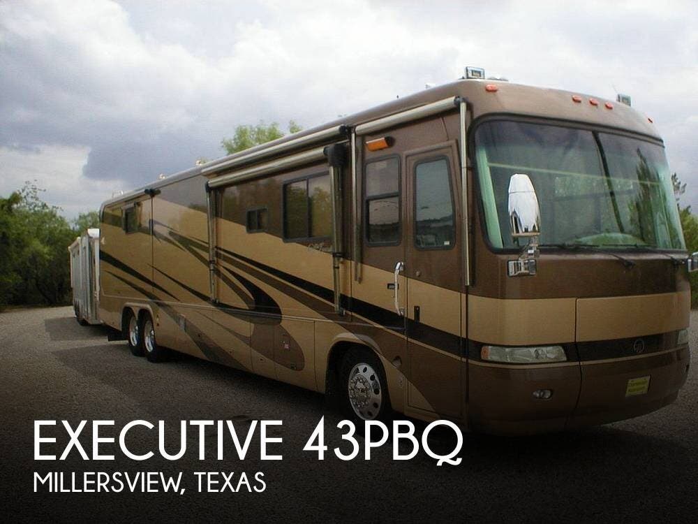 Used 2004 Monaco RV Executive 43PBQ available in Millersview, Texas