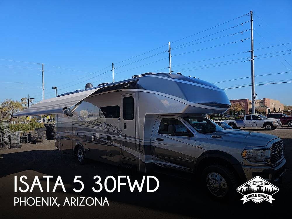Used 2021 Dynamax Corp  Isata 5 30FWD available in Phoenix, Arizona