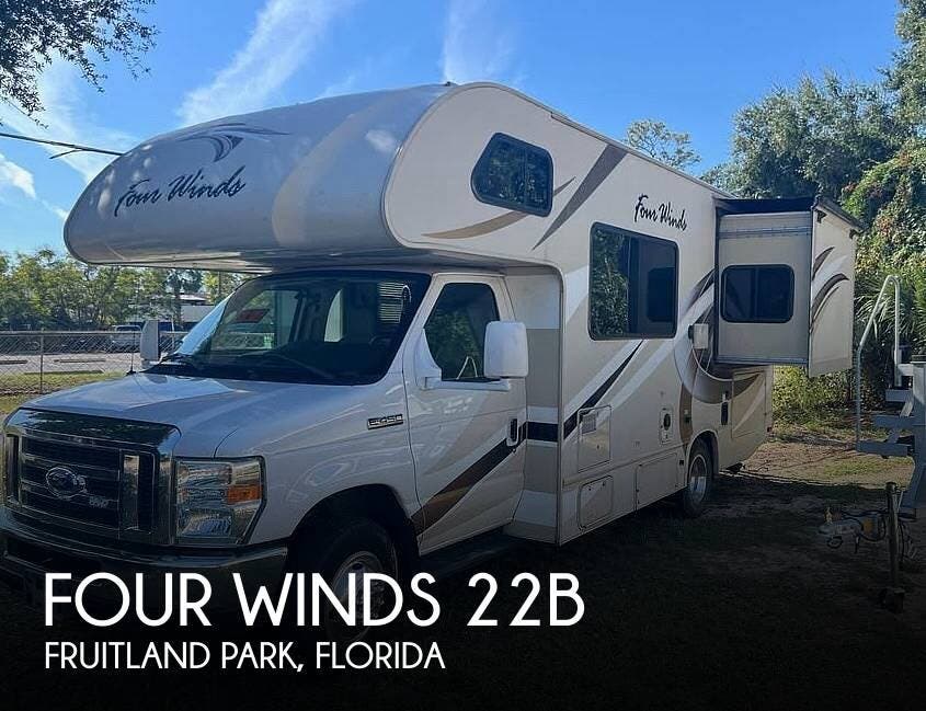 Used 2017 Thor Motor Coach Four Winds 22B available in Fruitland Park, Florida