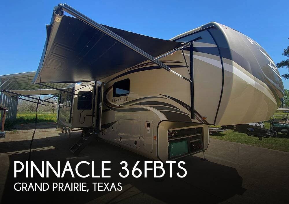 Used 2020 Jayco Pinnacle 36FBTS available in Grand Prairie, Texas