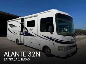 Used 2017 Jayco Alante 32N available in Lampasas, Texas