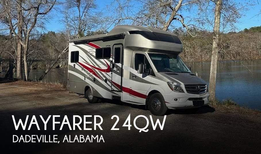 Used 2017 Tiffin Wayfarer 24QW available in Dadeville, Alabama