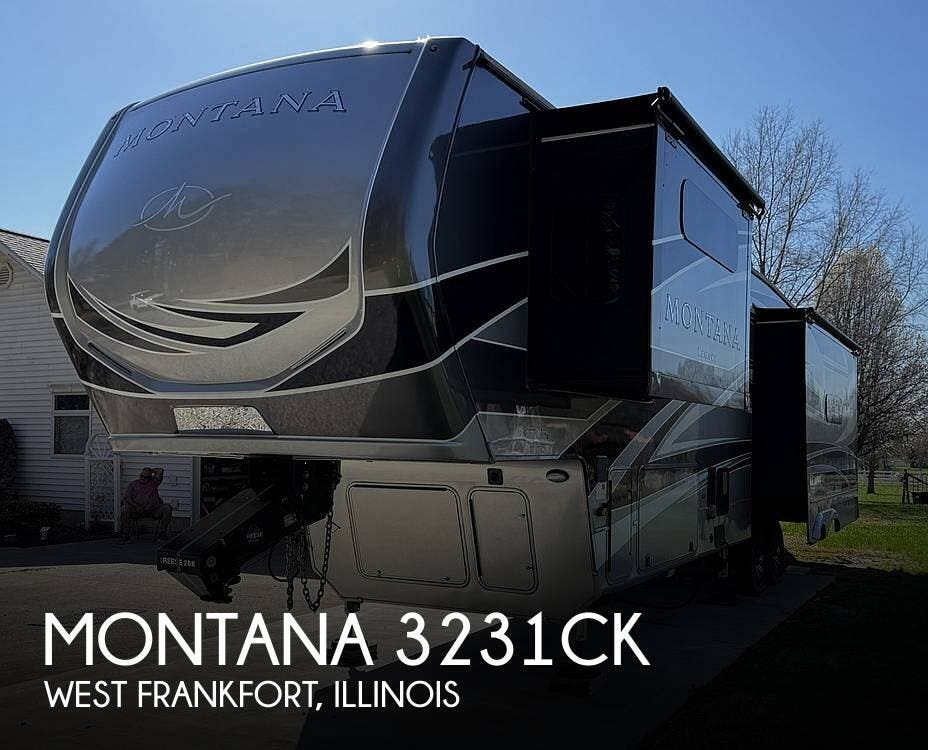 Used 2022 Keystone Montana 3231CK available in West Frankfort, Illinois