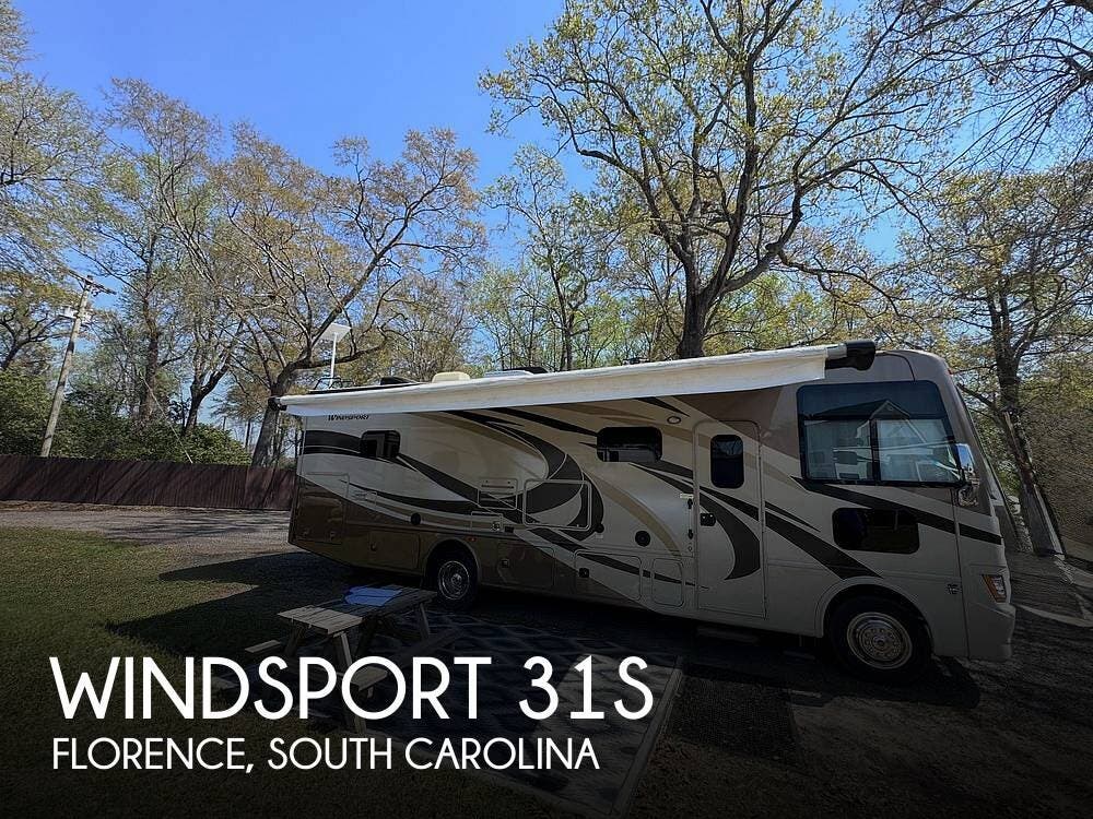 Used 2016 Thor Motor Coach Windsport 31S available in Florence, South Carolina