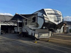 Used 2020 Coachmen Brookstone 398Mbl available in Appling, Georgia