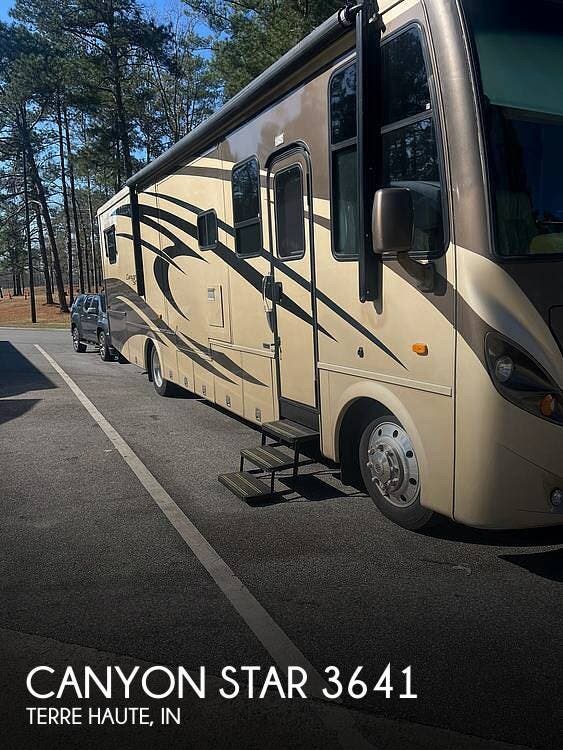 Used 2009 Newmar Canyon Star 3641 available in Terre Haute, Indiana