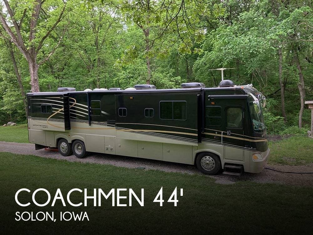 Used 2009 Coachmen  Coachmen 2009 Coachman 500TG Legend available in Solon, Iowa