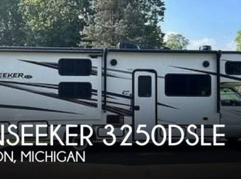 Used 2022 Forest River Sunseeker 3250DSLE available in Jackson, Michigan