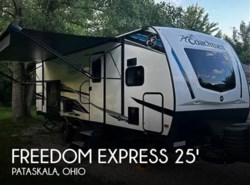 Used 2024 Coachmen Freedom Express Ultra Lite 259FKDS available in Pataskala, Ohio