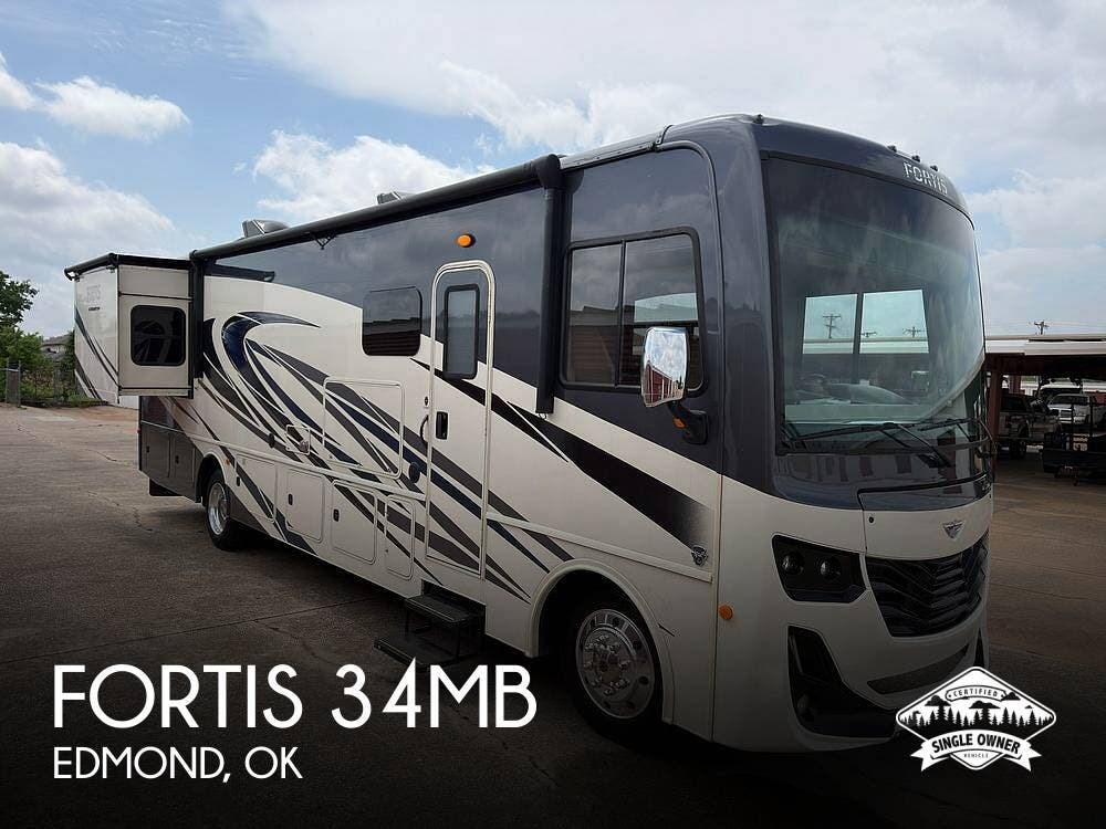 Used 2020 Fleetwood Fortis 34MB available in Edmond, Oklahoma