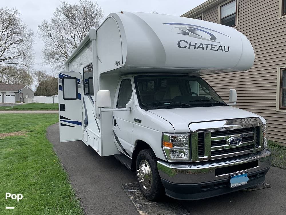 Used 2021 Thor Motor Coach Chateau 31WV available in Meriden, Connecticut