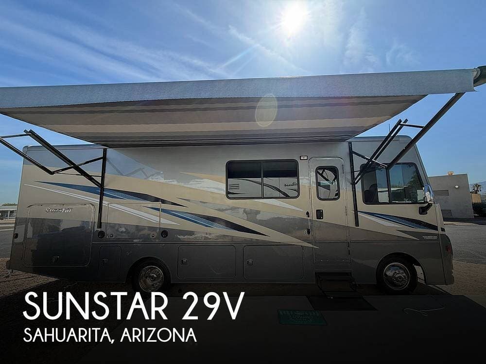 Used 2020  Winnebago Sunstar 29V by Winnebago from Pop RVs in Sahuarita, AZ
