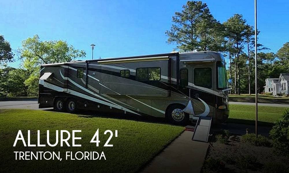 Used 2007 Country Coach Allure 470 Series Siskiyou Summit 400 Quad Slide available in Trenton, Florida