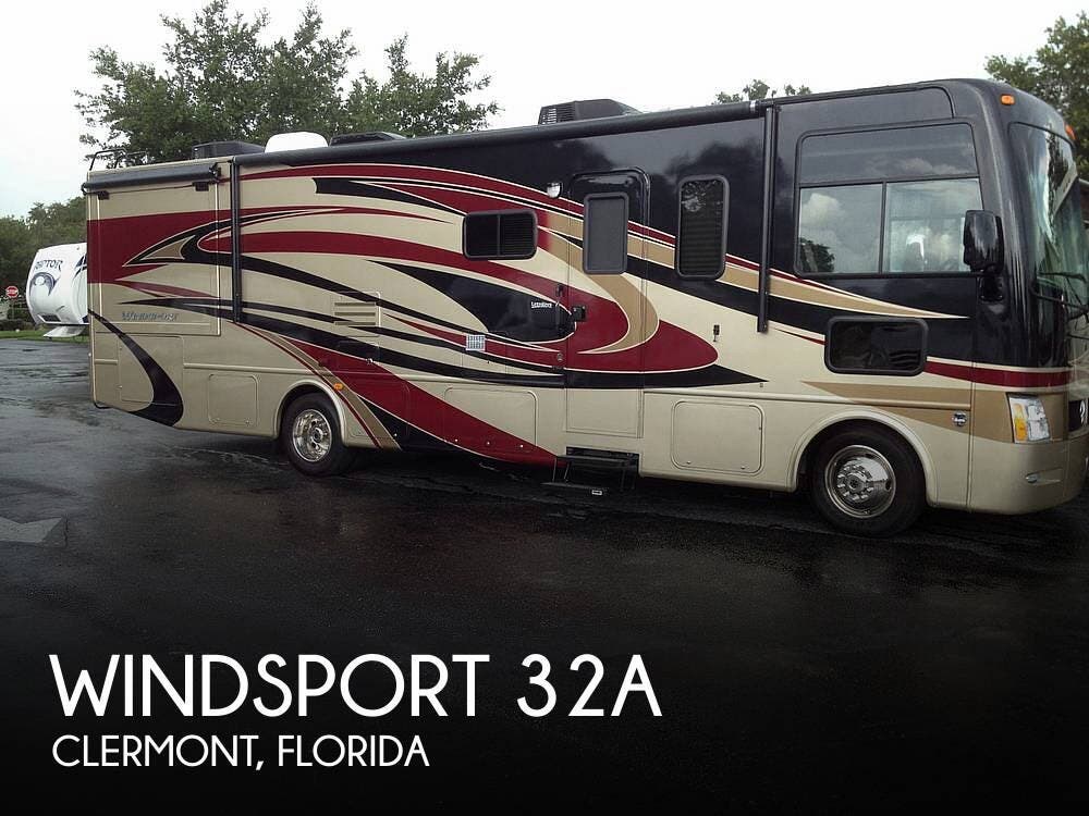Used 2013 Thor Motor Coach Windsport 32A available in Clermont, Florida