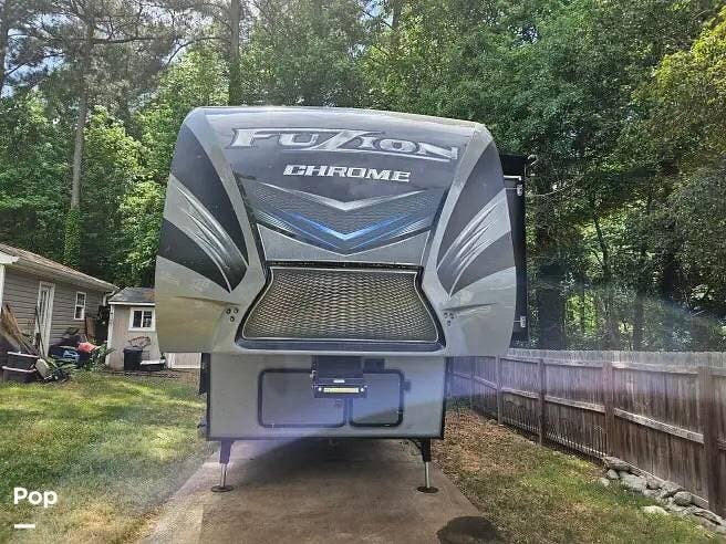 Used 2016 Keystone Fuzion Chrome 422 available in Hampton, Georgia