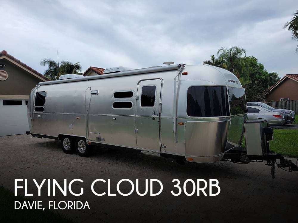Used 2022 Airstream Flying Cloud 30RB available in Davie, Florida