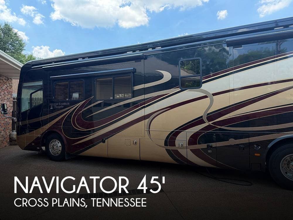 Used 2009 Holiday Rambler Navigator Bismark IV available in Cross Plains, Tennessee
