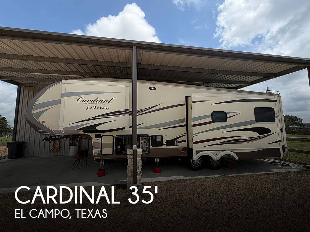 Used 2019 Forest River Cardinal Luxury 3250RLX available in El Campo, Texas