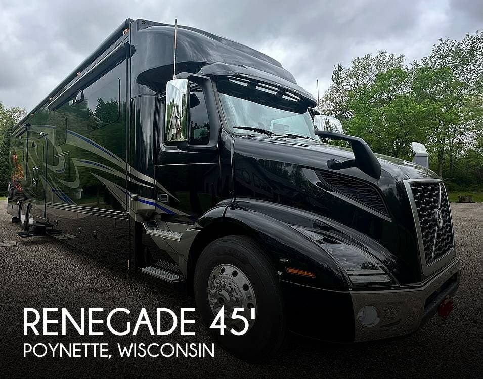 Used 2020   Renegade Classic 45CMR-XM available in Poynette, Wisconsin