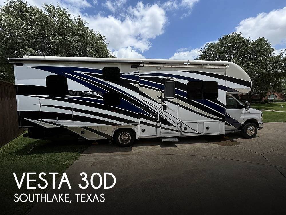 Used 2018 Holiday Rambler Vesta 30D available in Southlake, Texas