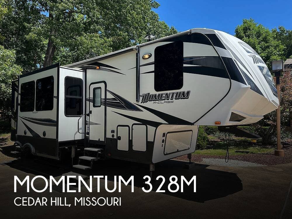 Used 2017 Grand Design Momentum 328M available in Cedar Hill, Missouri