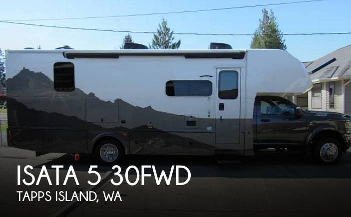 Used 2024 Dynamax Corp  Isata 5 30FWD available in Lake Tapps, Washington