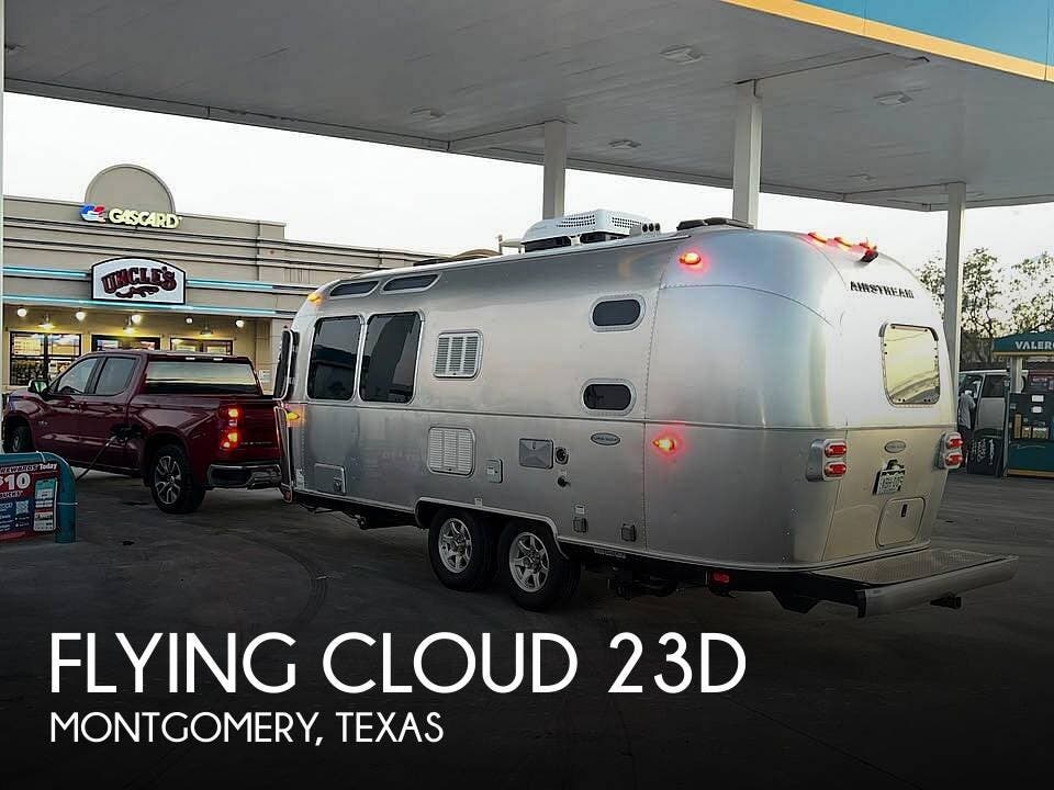 Used 2017 Airstream Flying Cloud 23d available in Montgomery, Texas