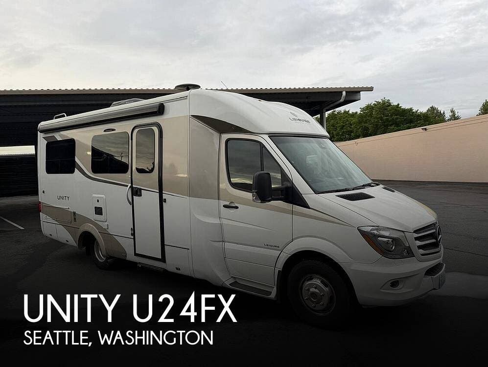 Used 2017 Leisure Travel Unity U24FX available in Seattle, Washington