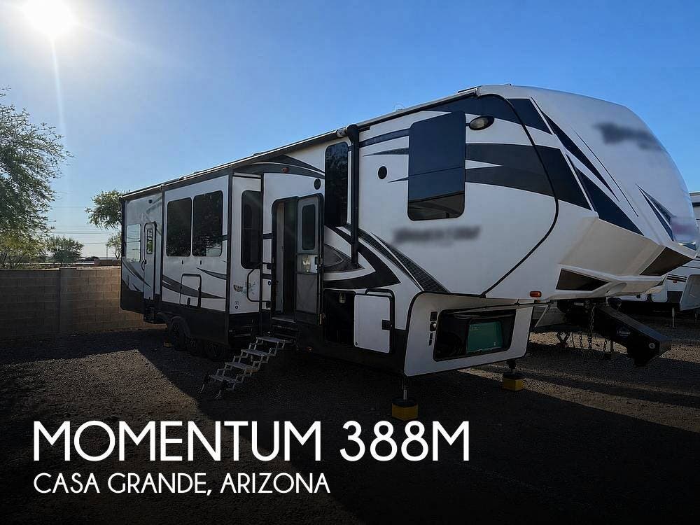 Used 2015  Grand Design Momentum 388M by Grand Design from Pop RVs in Casa Grande, AZ