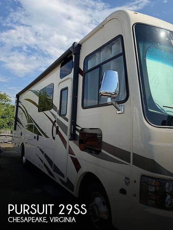 Used 2019 Coachmen Pursuit 29SS available in Sarasota, Florida