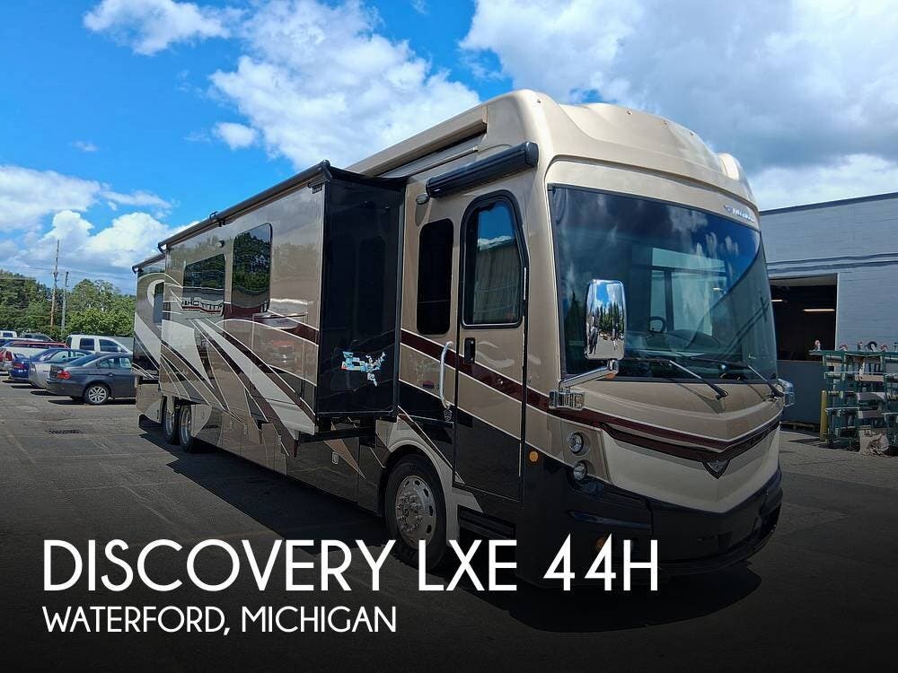 Used 2018 Fleetwood Discovery LXE 44H available in Waterford, Michigan