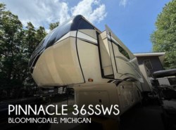 Used 2022 Jayco Pinnacle 36SSWS available in Bloomingdale, Michigan