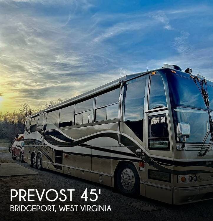 Used 2000 Prevost Royale Prevost H3-45 available in Bridgeport, West Virginia