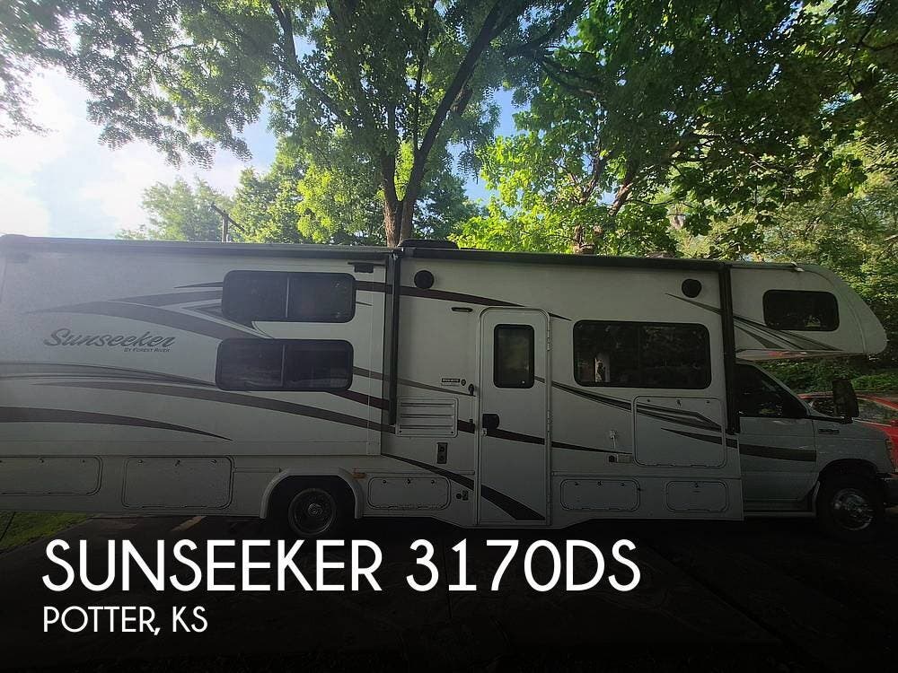 Used 2017 Forest River Sunseeker 3170DS available in Atchison, Kansas