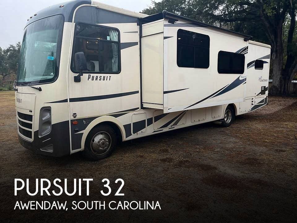 Used 2019 Coachmen Pursuit 32 available in Awendaw, South Carolina