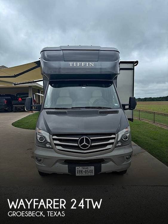 Used 2019 Tiffin Wayfarer 24TW available in Groesbeck, Texas