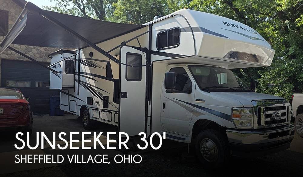 Used 2022 Forest River Sunseeker CLASSIC SERIES 3010DS available in Sheffield Village, Ohio