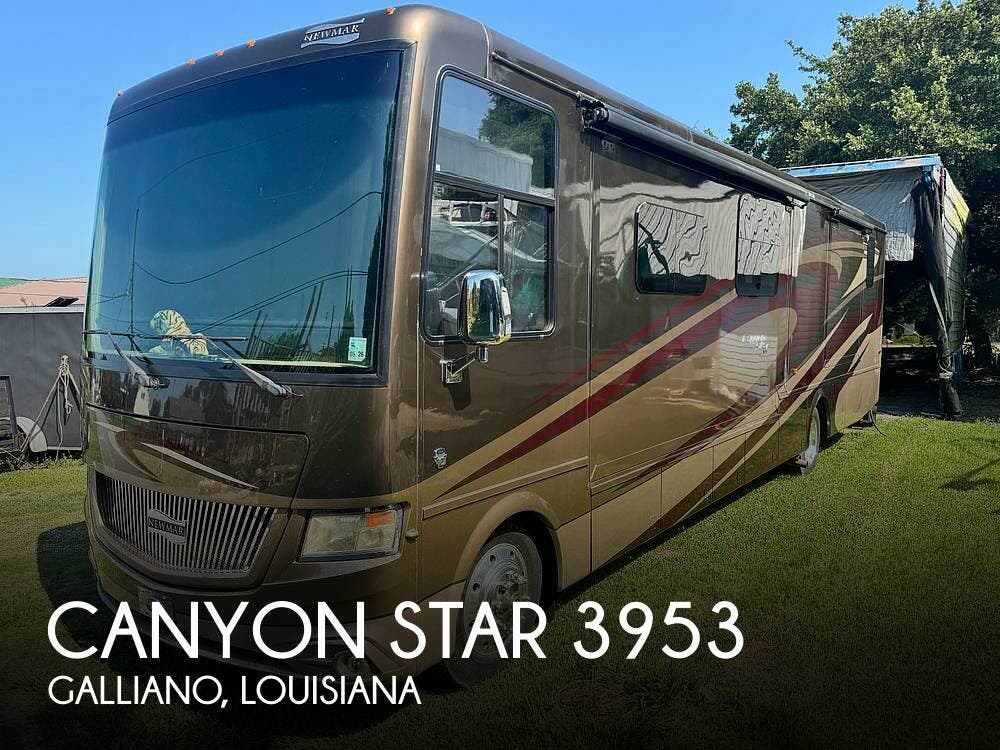 Used 2015 Newmar Canyon Star 3953 available in Galliano, Louisiana
