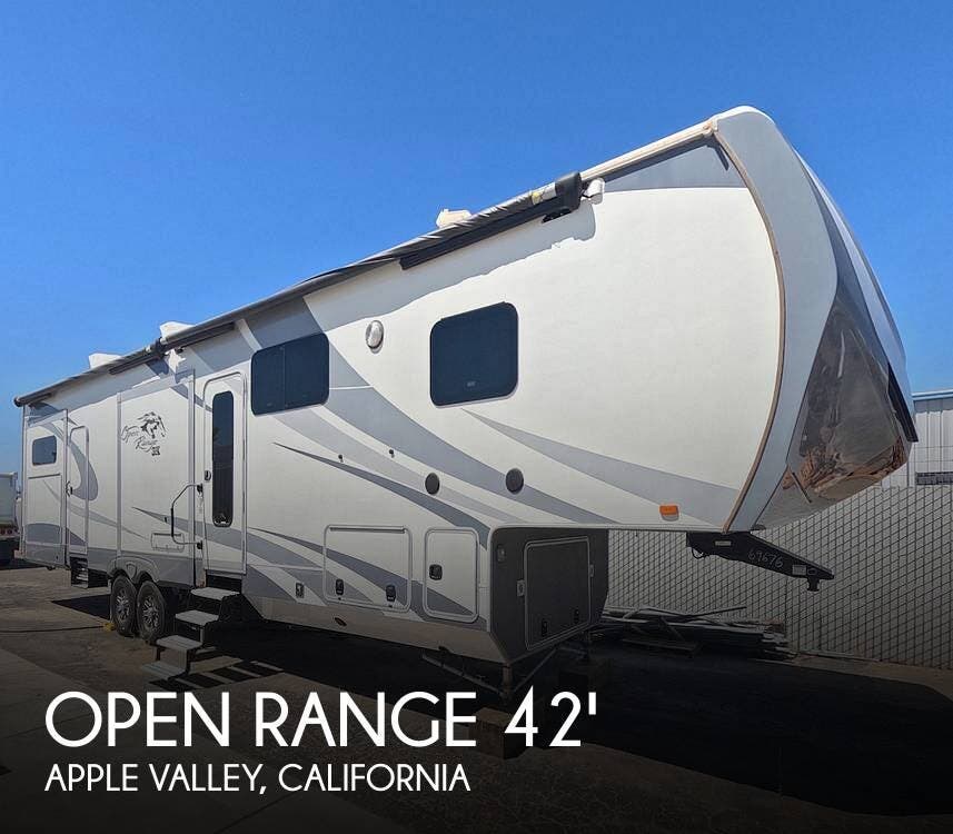 Used 2017 Highland Ridge Open Range 3X Series 427BHS available in Apple Valley, California