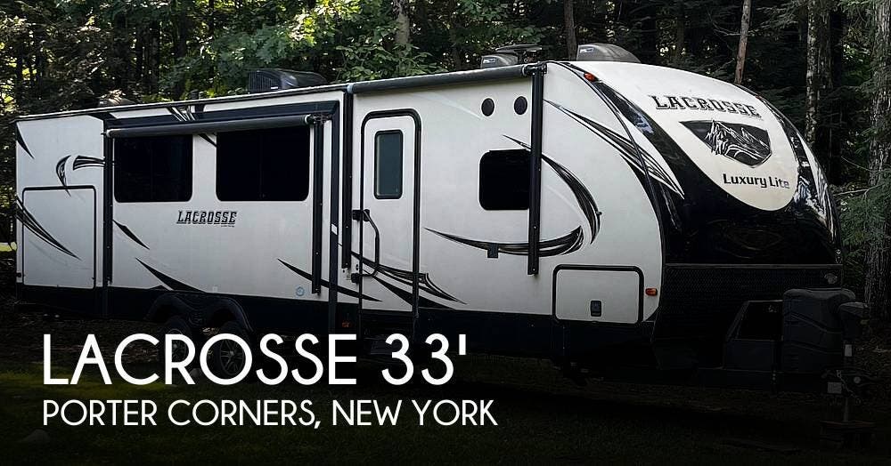 Used 2018  Forest River LaCrosse Luxury Lite 3380IB by Forest River from Pop RVs in Porter Corners, NY