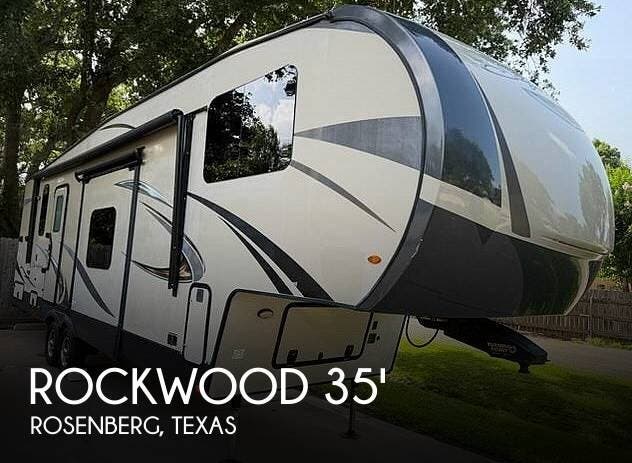 Used 2019 Forest River Rockwood Signature 8297S available in Rosenberg, Texas